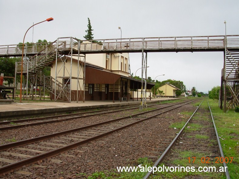 Estacion Chajari (www.alepolvorines.com.ar) by alepolvorines