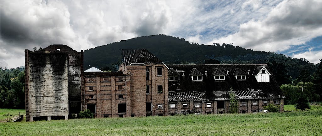 Mittagong Maltings by ross beckley