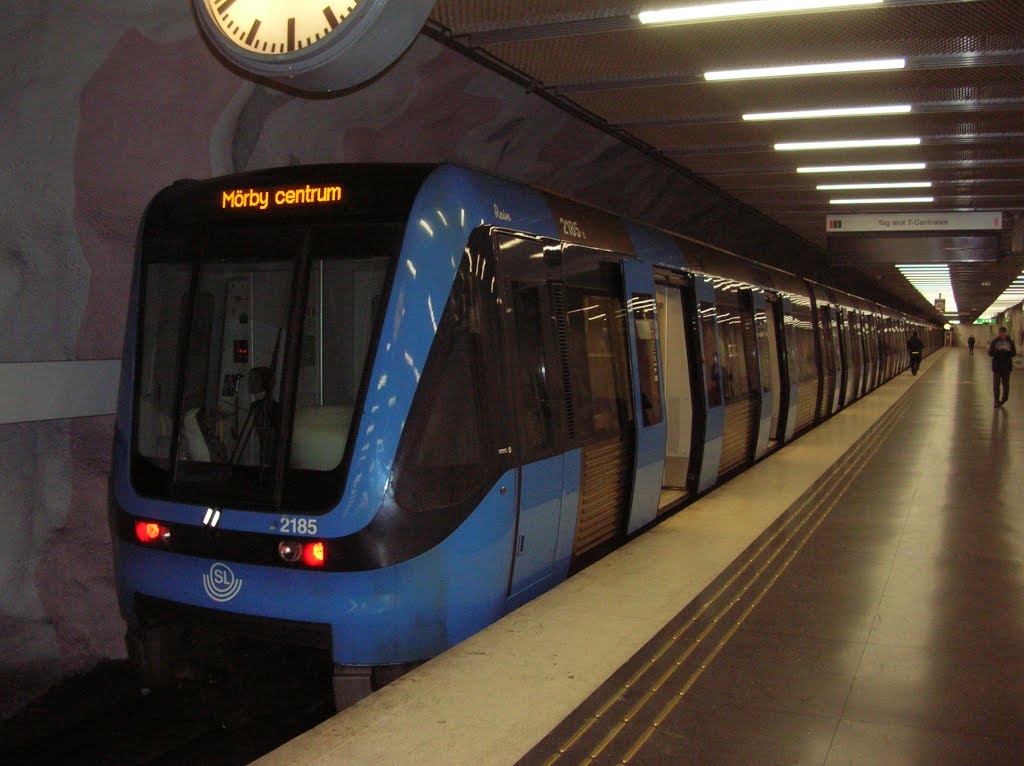 Stockholms tunnelbana, Danderyd, Sweden by Norbert Banhidi