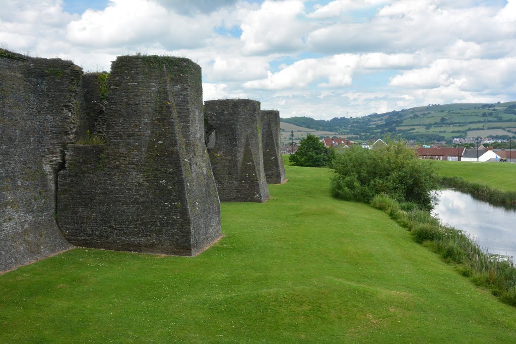 Caerphilly Castle by Mauro J. R. Silva