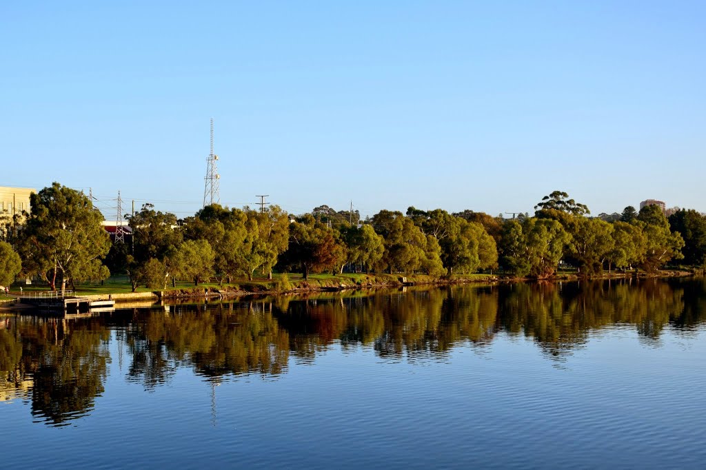 Windan Bridge, Swan River, Perth, Western Australia by metrotrekker