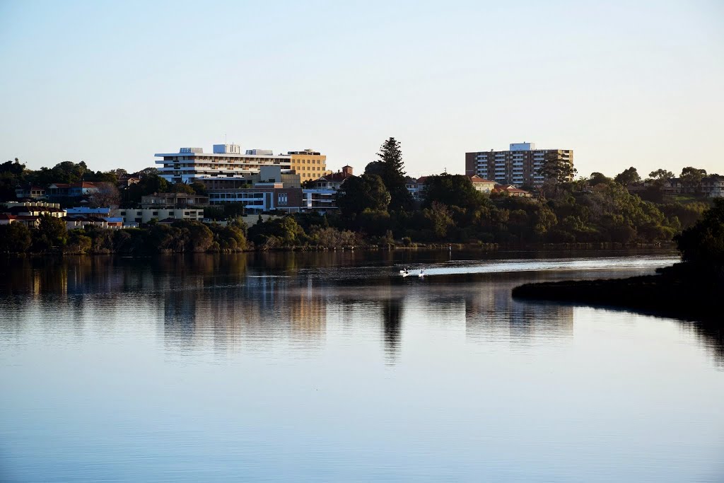 Windan Bridge, Swan River, Perth, Western Australia by metrotrekker