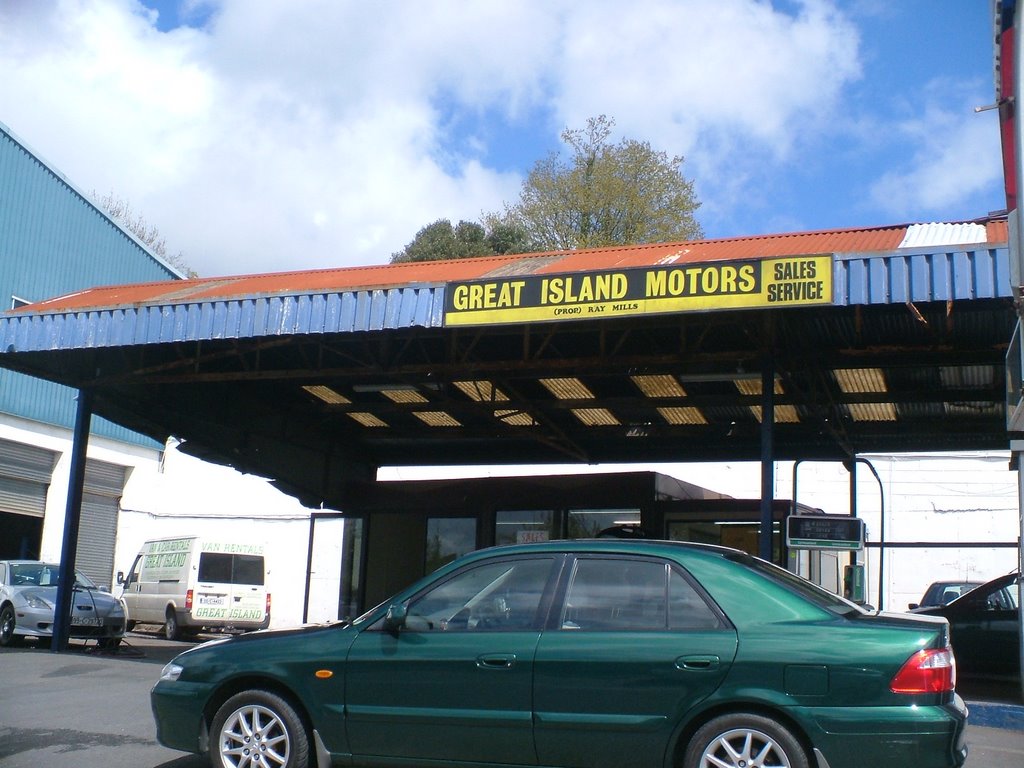 Great Island Motors by Alan L.