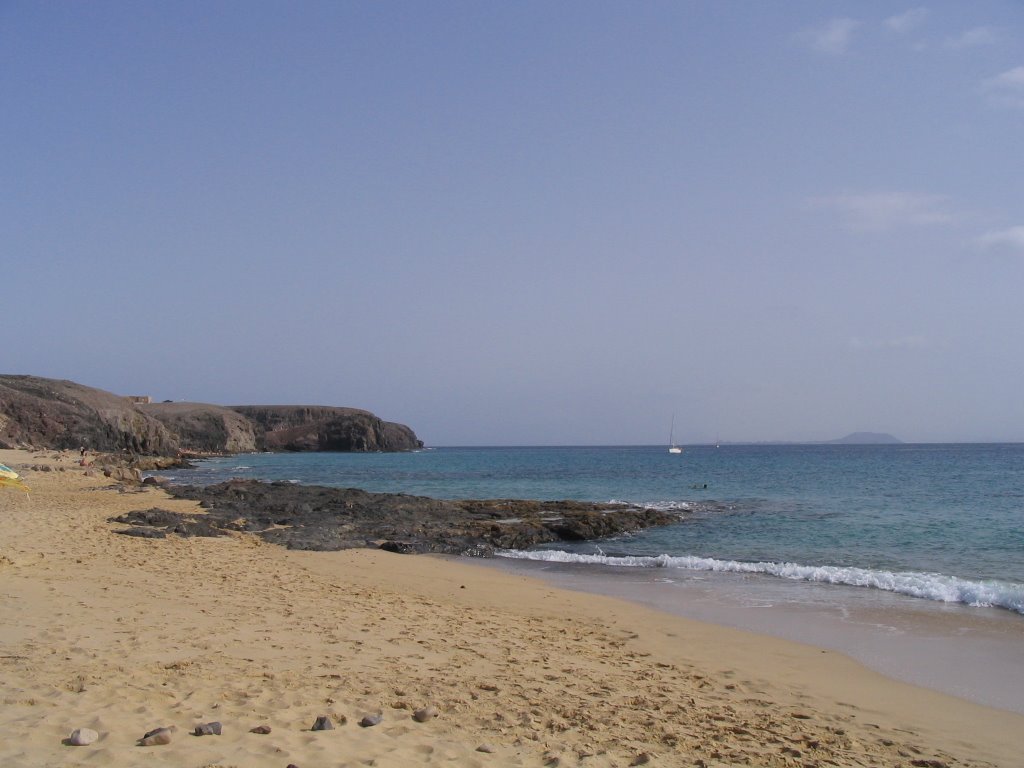 Papagayo Beach by T. Seemann