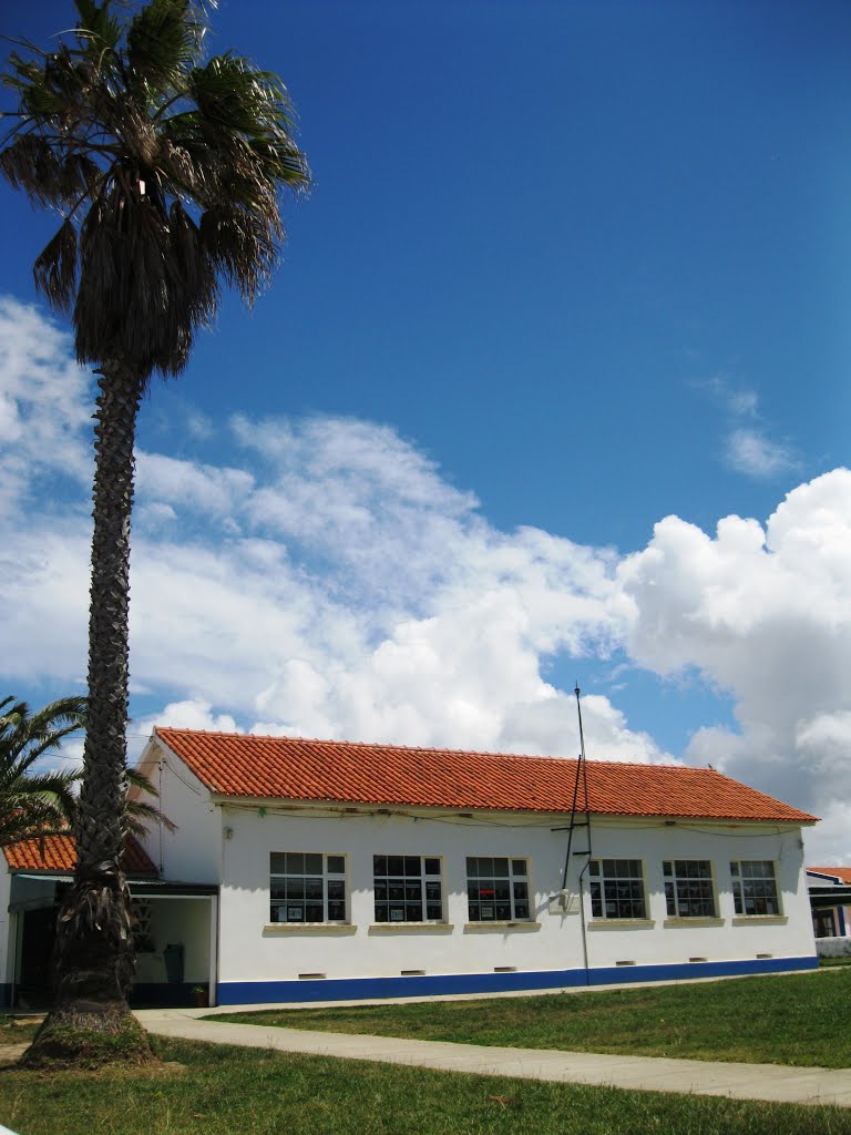 Zambujeira do Mar, Odemira, Portugal, escola by AJFAlmeida