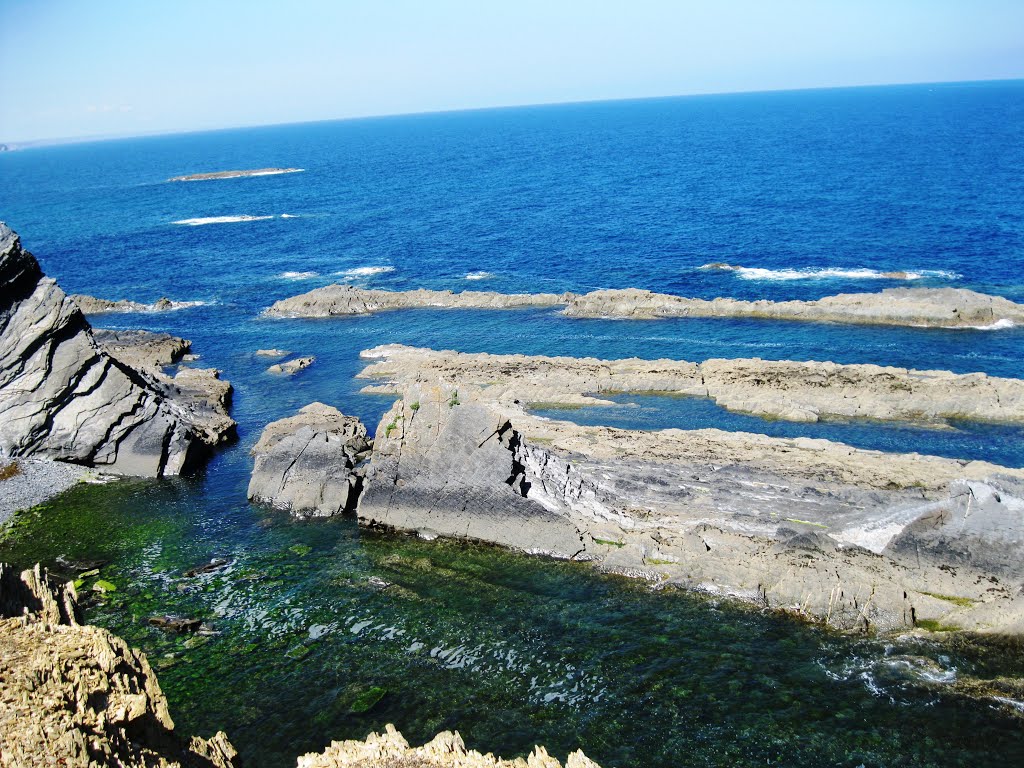 Zambujeira do Mar, porto de pesca by AJFAlmeida