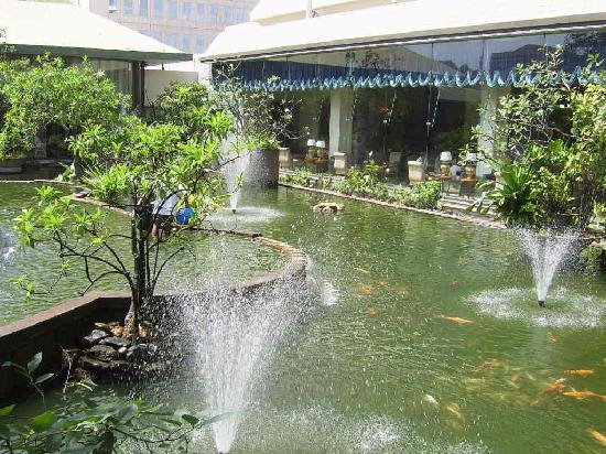 Gardens,Hilton Hotel, Colombo by Gordon Abben