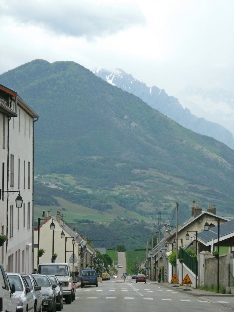 La Mure Rt. des Alpes by Wil Kuijpers