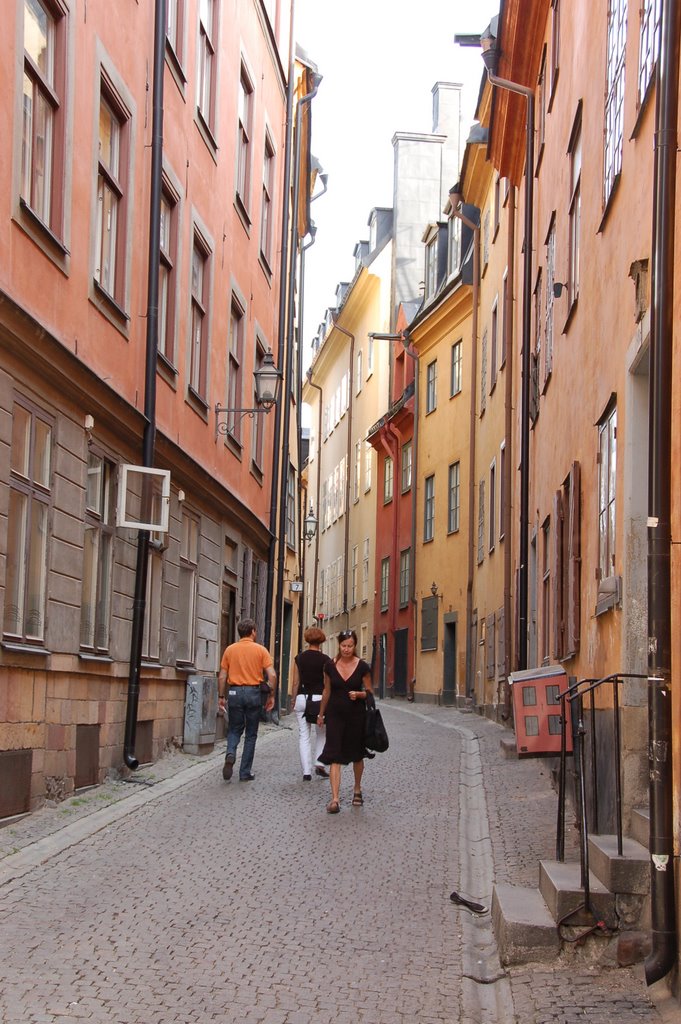 Stille Gasse in Gamla stan by khopan