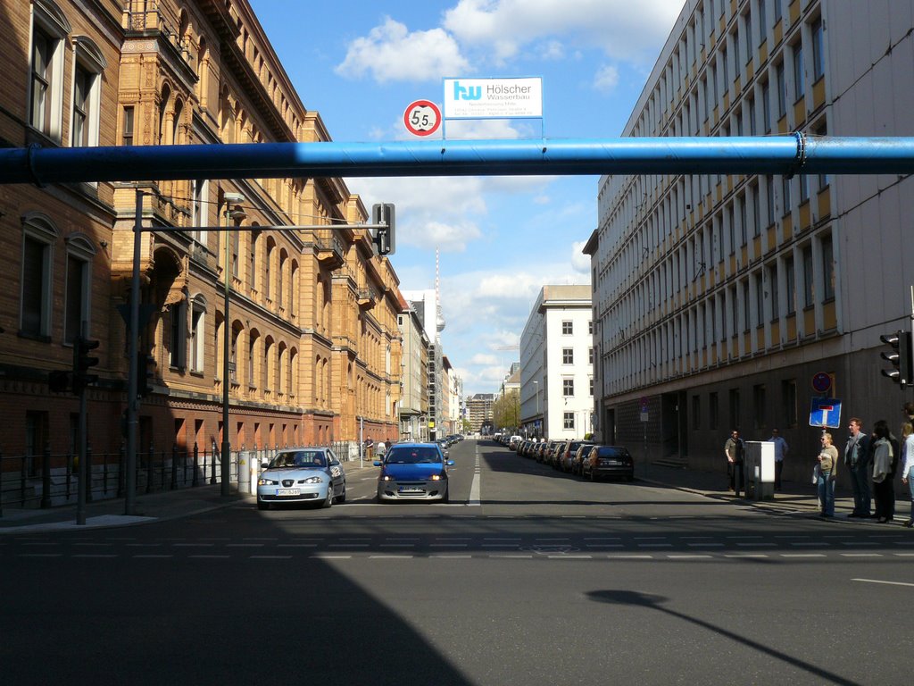 Überstraßenrohrdurchführung.... by tumblr.tk