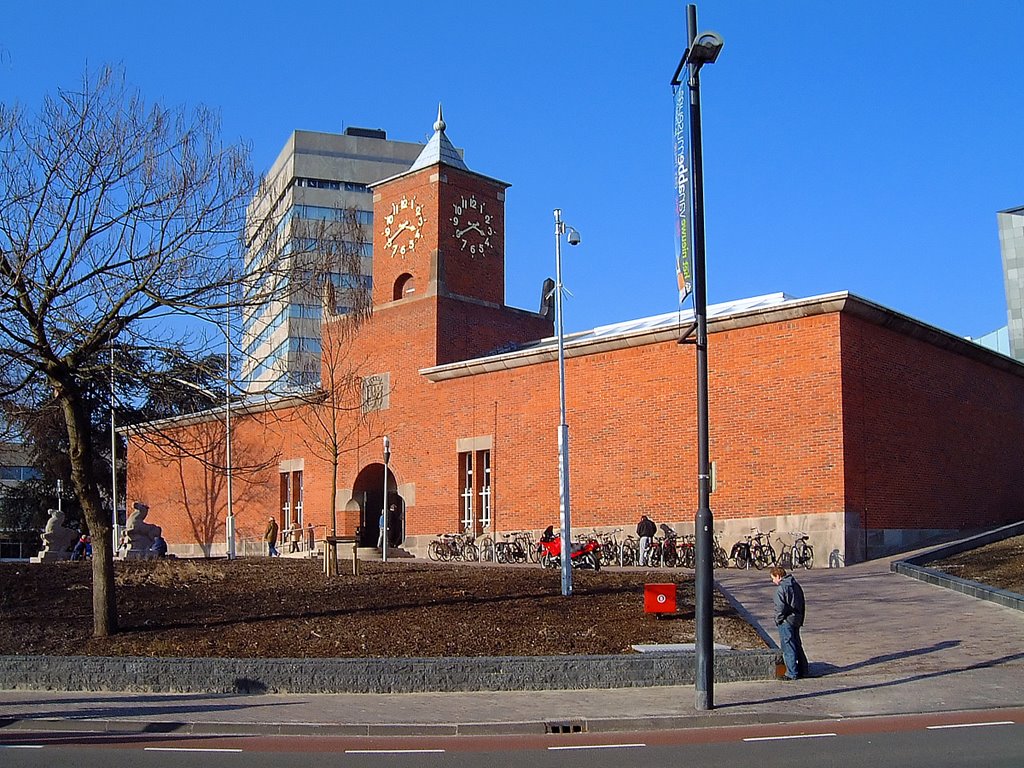 Van Abbe Museum for Modern Art by Marius Tielen