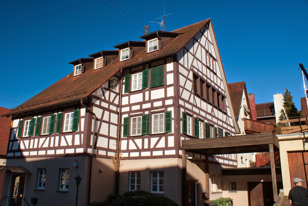 Fachwerkhaus an der Ecke Schulstraße und der Hauptstraße by geogeek