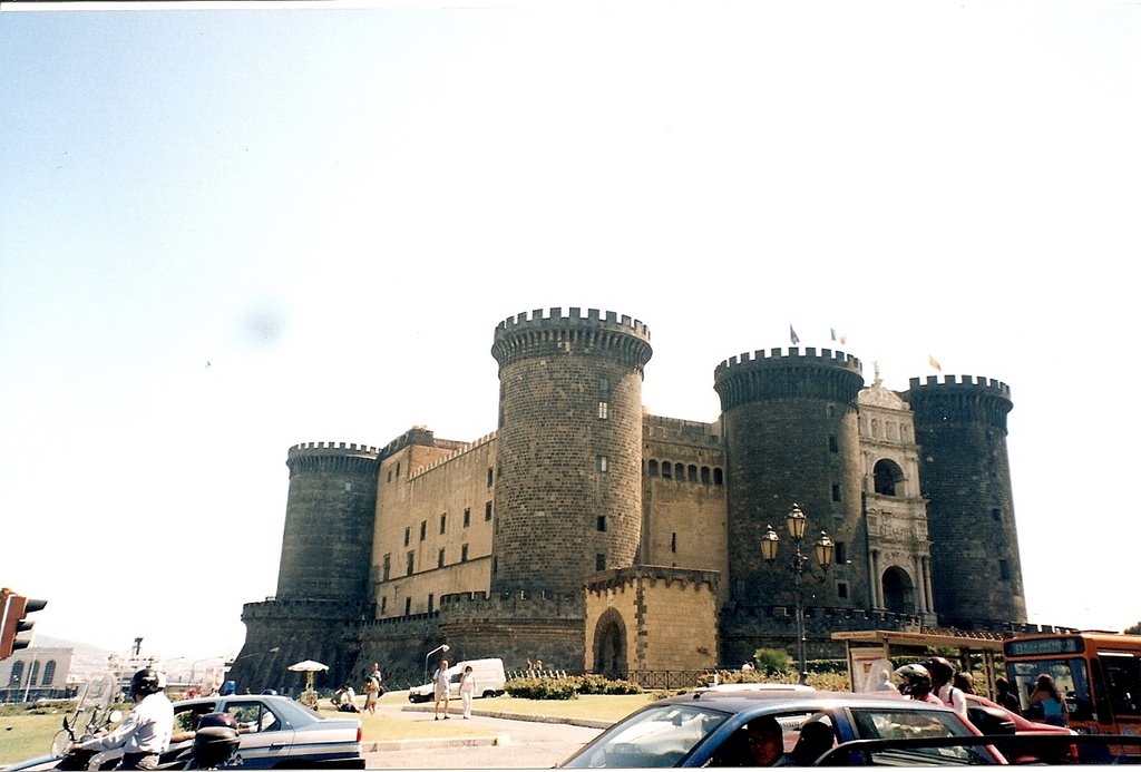 Castillo Nuevo, Napoles by sol pons-fuster