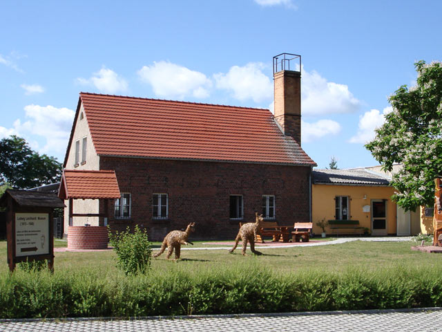 Trebatsch - Leichhardt-Museum by rotofo