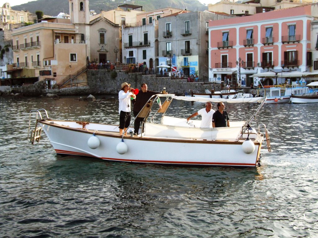 Gara di barche a Lipari: gli organizzatori by Antonio Iacullo