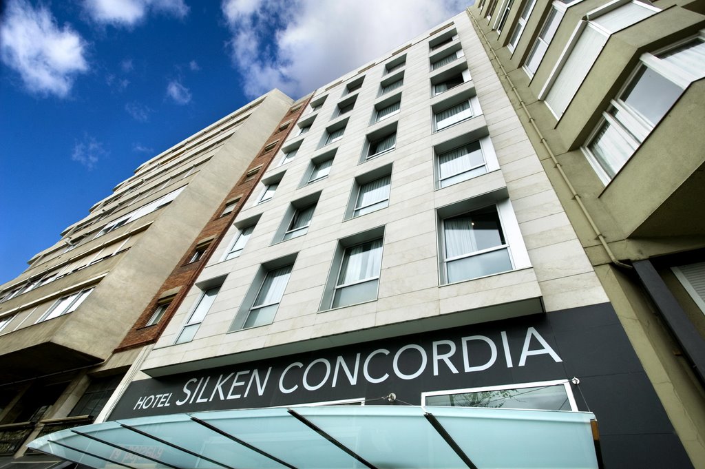 Hotel Silken Concordia - Fachada by concordia1