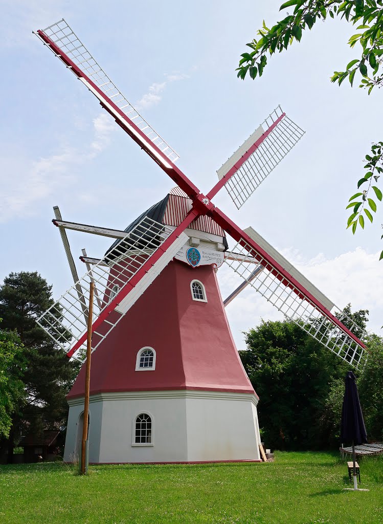 Windmühle in Quelkhorn by rkwave