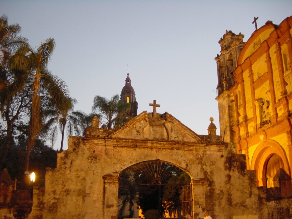 Centro, Cuernavaca, Mor., Mexico by T. Seemann