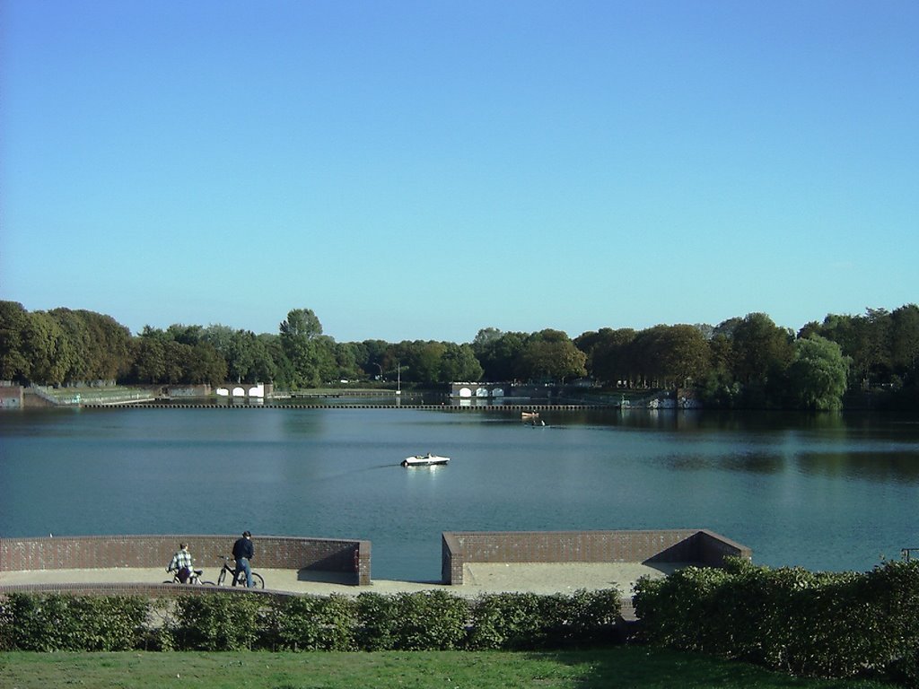 Hamburg,Stadtparksee im Sonnenschein Sept.2003 by de Pourquery Franz