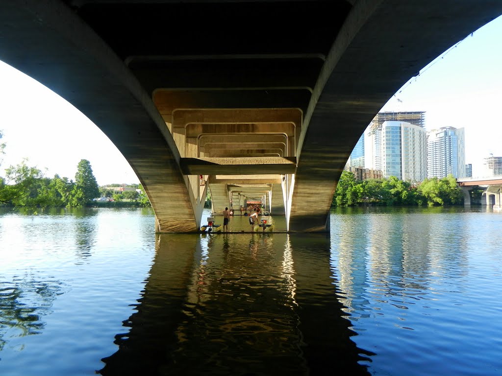 Lamar Boulevard Bridge, Loop 343 (Lamar Boulevard), Austin, Texas, USA by Midnight Rider