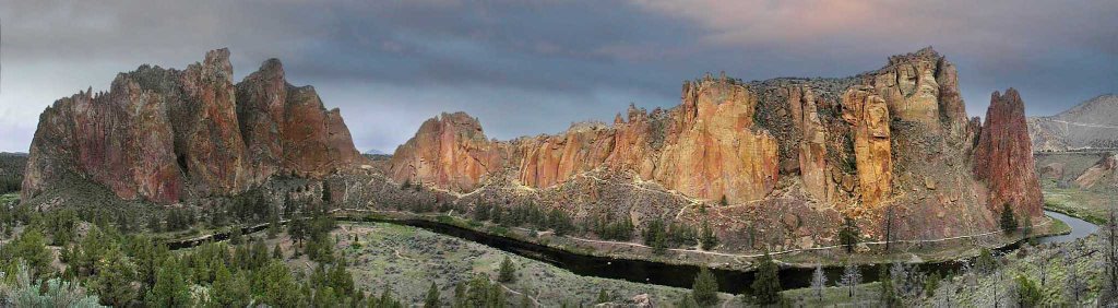 Smith Rock. Oregon. photoalb.us by Andrey Ivanitsky