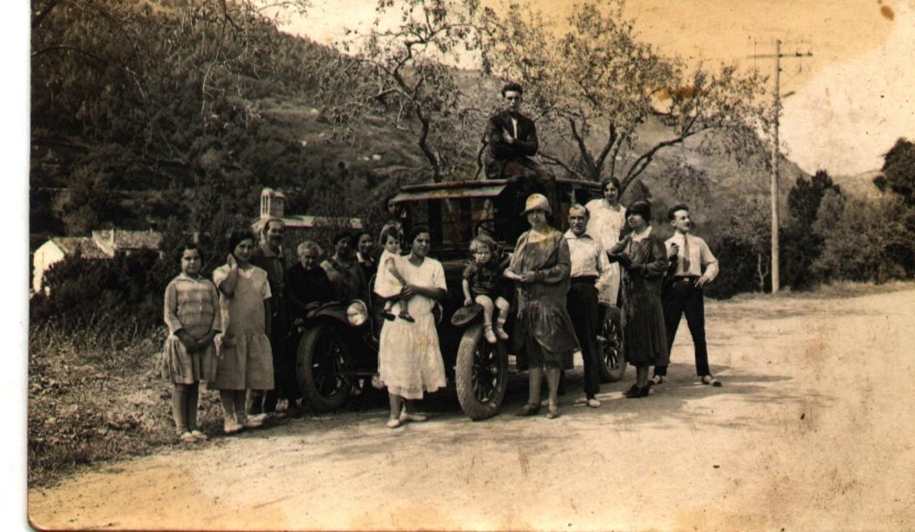 CATALUNYA-La meva família any 1908 (aprox)-La mia famiglia anni 1908 (aprox.) by josep.cat