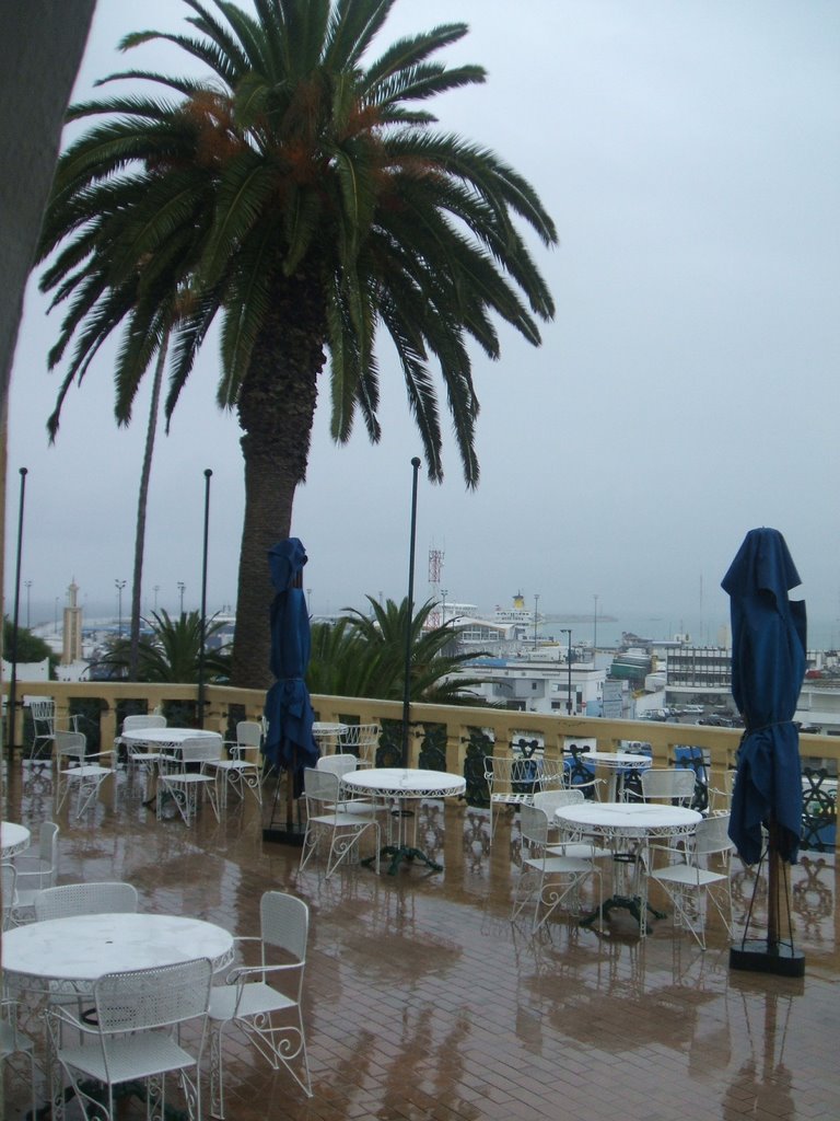 Tanger , Terraza Hotel Continental by JOSE QUINTERO