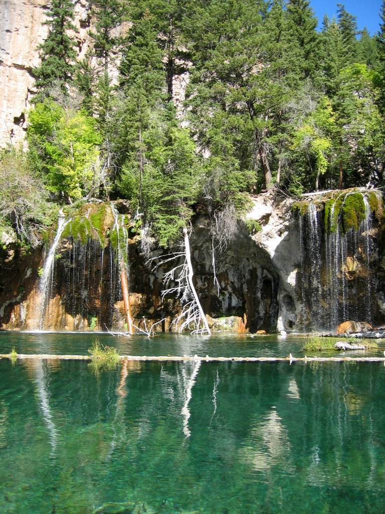 Hanging Lake by T. Seemann