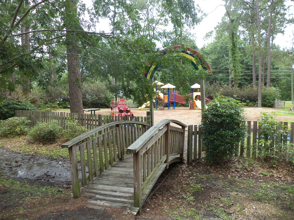 Macy-Brance Memorial Playground in Geo. M. Dame Memorial Park, Homerville by mriveraz