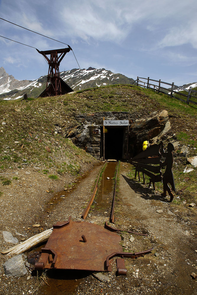 Passeiertal, Timmelsjoch -Wanderweg E29 (Schneeberg) by Heribert Bechen