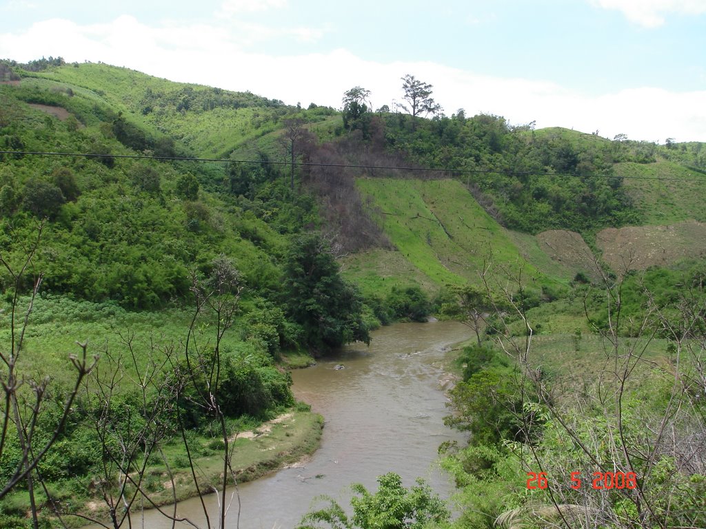 Đắk Môn, Đắk Glei, Kon Tum, Vietnam by Minh Phu Trinh