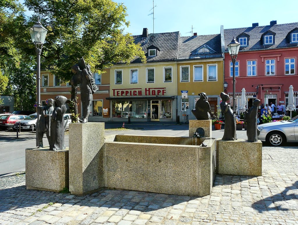 Hof (Bayern) - Der Maxplatz-Brunnen by Thomas Eichler