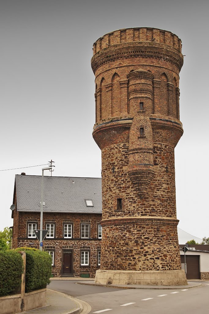 Münstermaifeld - Wasserturm an der Frankenstraße by schnauzerfreund