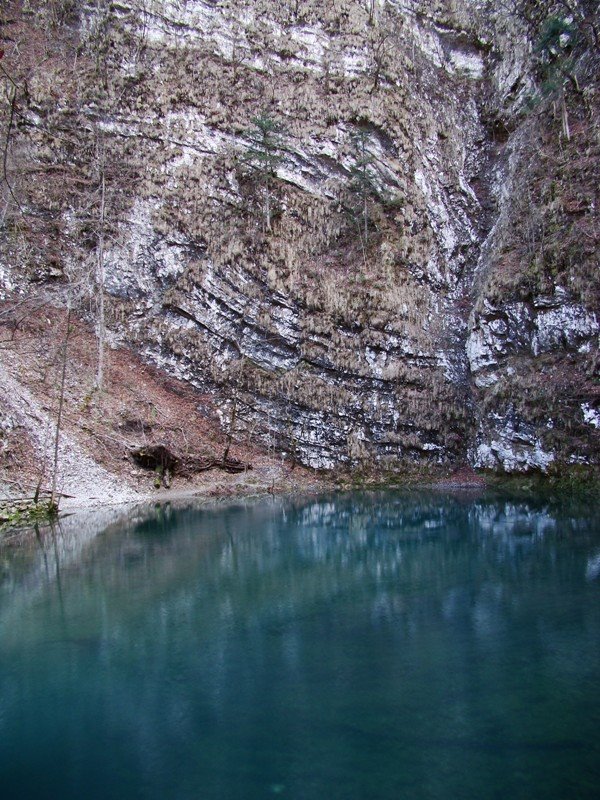 Divje jezero - lake Divje jezero (Wild Lake) - der See Divje jezero (Wilder See) by Idrija Turizem