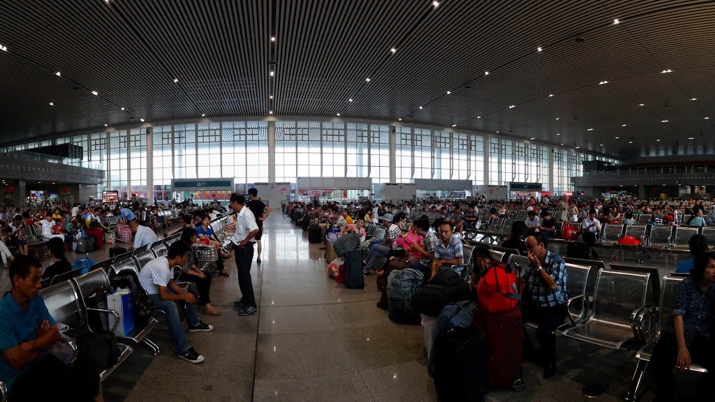 East Shenzhen Railway Station 深圳东站 東シンセン駅 Ga Đông Thâm Quyến by World Traveller Mars Hartdegen