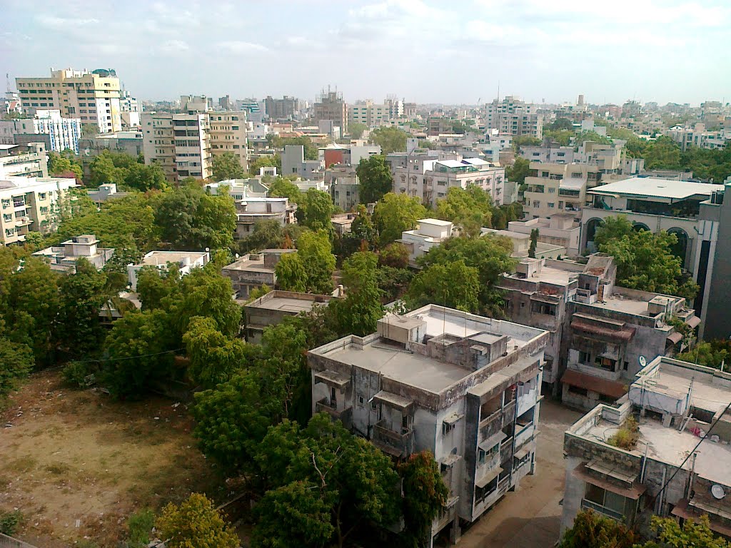 Law Garden Cross Road, Netaji Road, Maharashtra Society, Ellisbridge, Ahmedabad, by Brijesh Patel