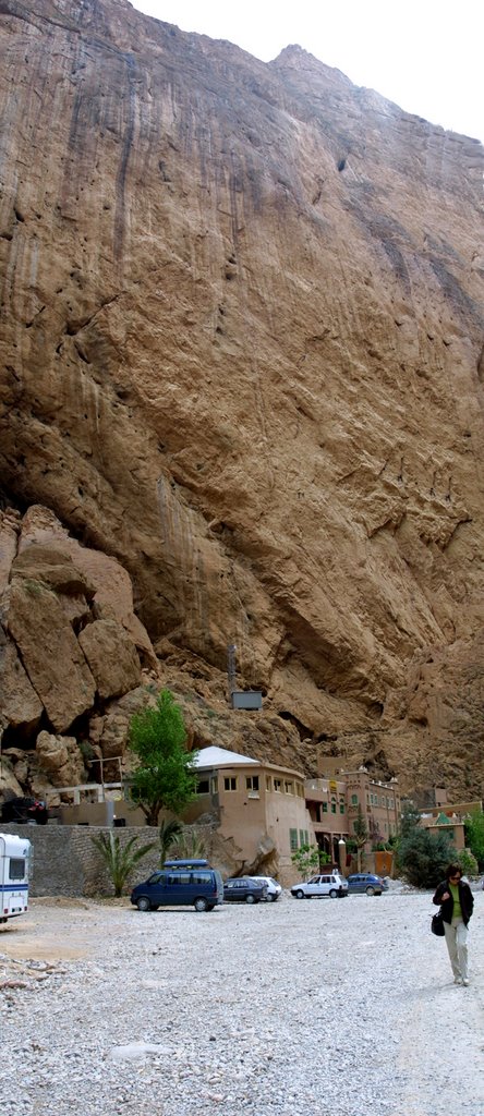 Garganta del río Todra. Marruecos. by Valentin Enrique Fer…