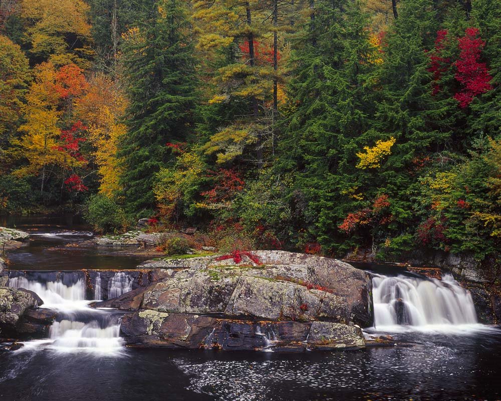 Linville falls (upper) by Mehmet Oz