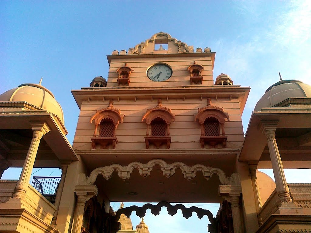 Jaggannath Ji Temple A.P.M.C. Market, Jamalpur Char Rasta Jamalpur Rd, Jamalpur, Ahmedabad by Brijesh Patel