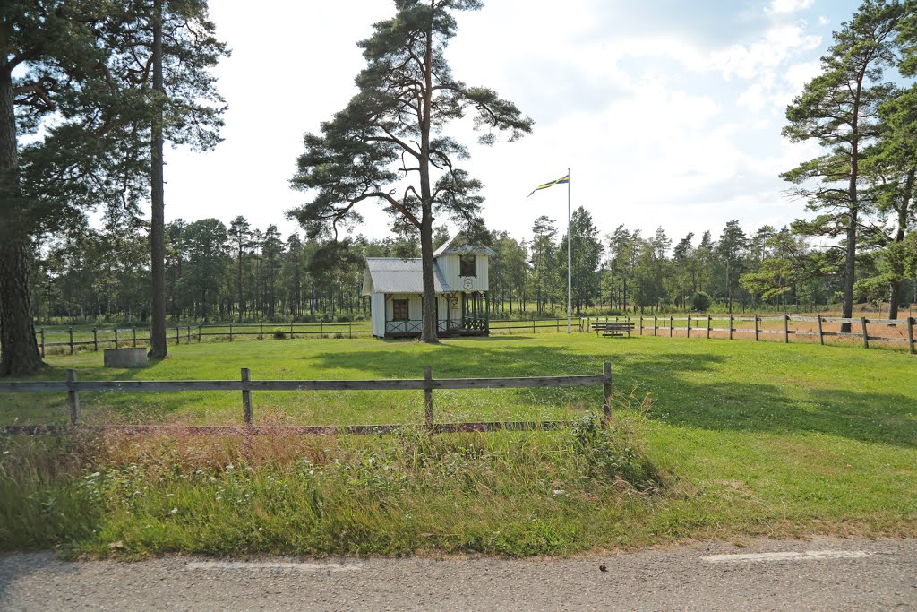 Bygdegården, Jälluntofta, Hyltebruk, Sverige by Jorfro