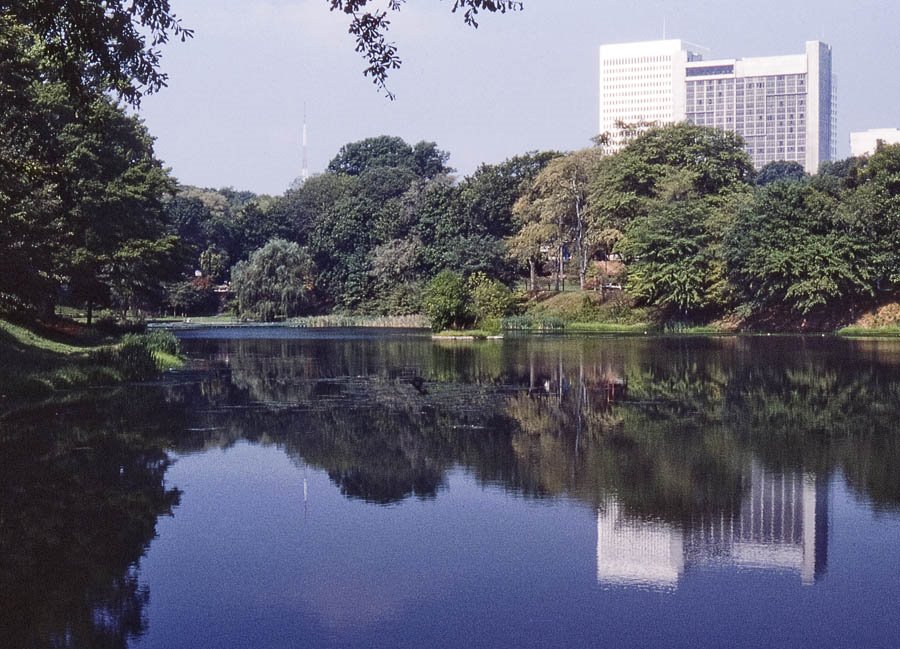 Piedmont Park-lake by John Findley