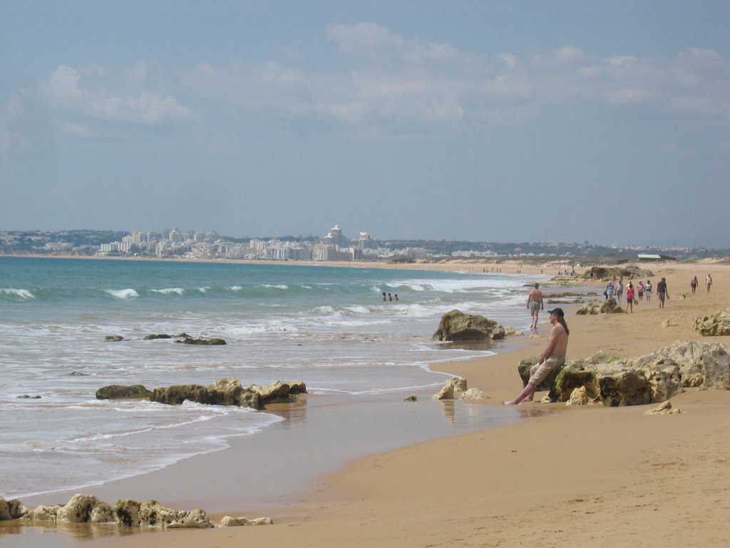 Praia dos Salgados em Abril by J.A. Branco