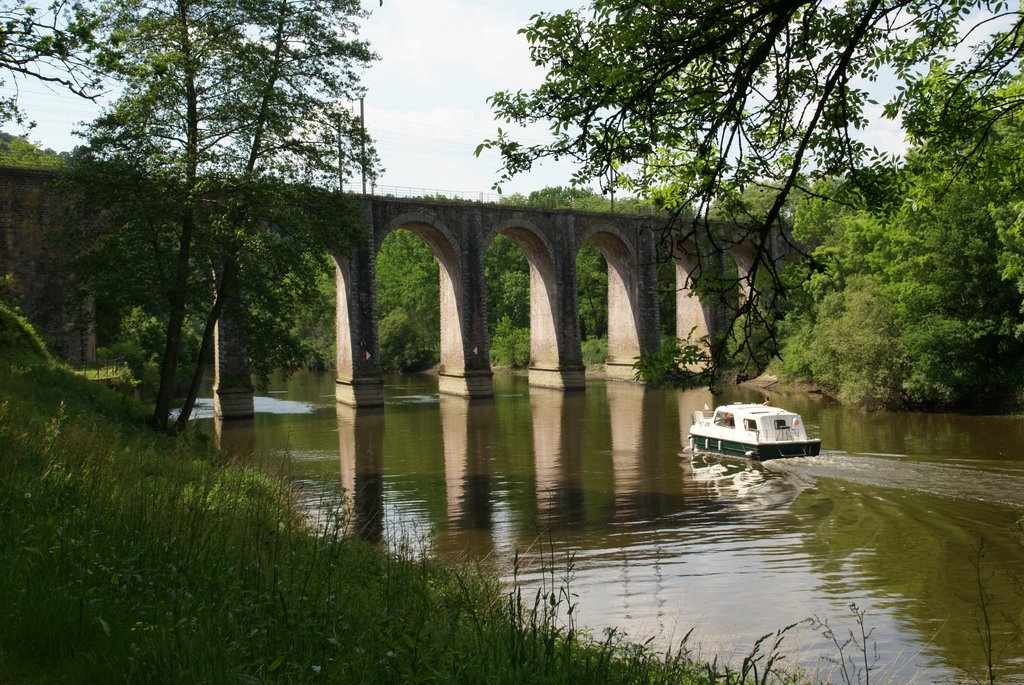 Viaduc la Vilaine by Regis7