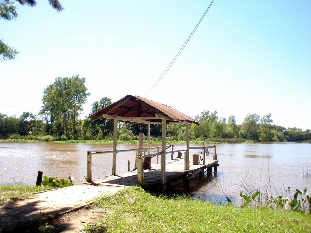 Muelle y mosquitos by Charly biker