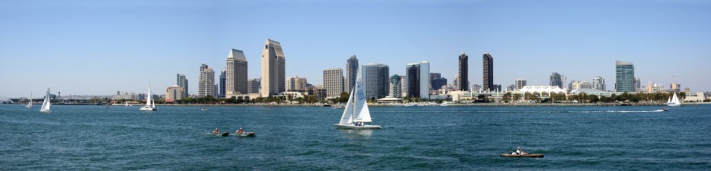 Downtown San Diego, California, USA by Luis Martinho