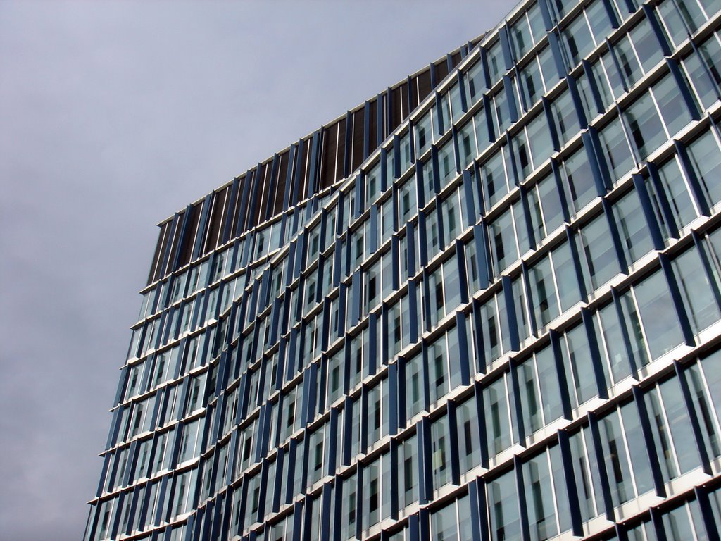 Blue Fin Building - London, UK by cnoble