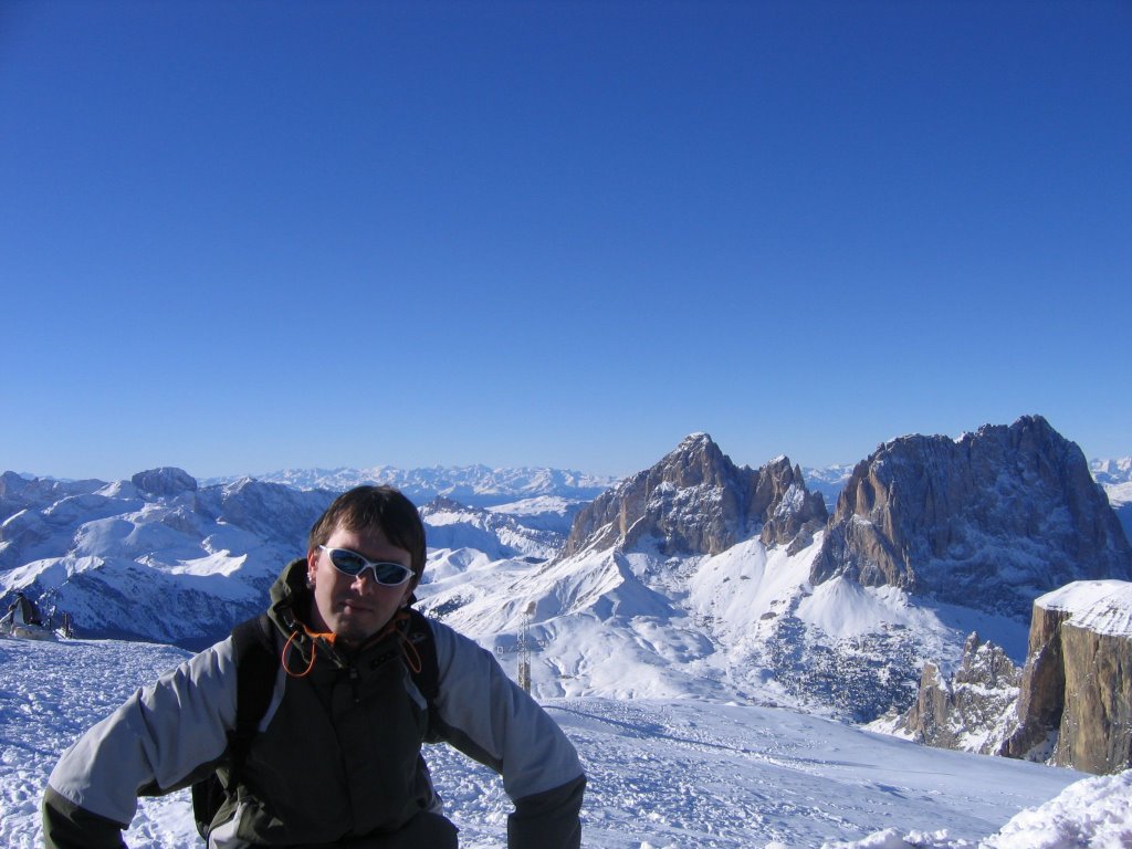 Sass Pordoi - Rifugio Maria 2995 m Viev Sasso Lungo, Gardena2 by Zoran Kurelić Rabko