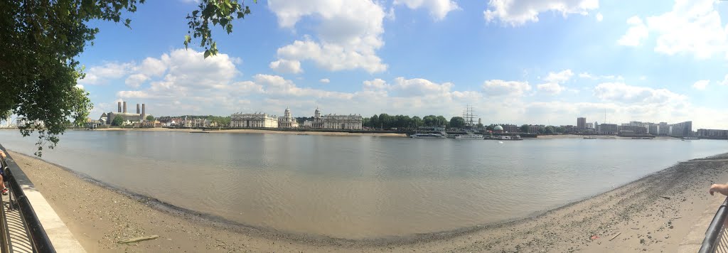 Greenwich from the Thames by sarahfisher