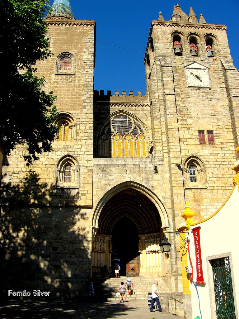 SÉ CATEDRAL DE ÉVORA by Fernão Silver