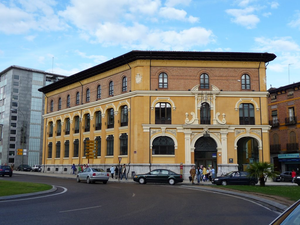 Edificio de correos by © pelices